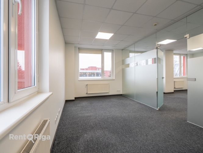 Sludinājumi. Biroja telpas Mūkusalas Biznesa centrā.  Modernas, gaišas un pielāgojamas telpas aktīvā biznesa Cena: 572 EUR/mēn Foto #2