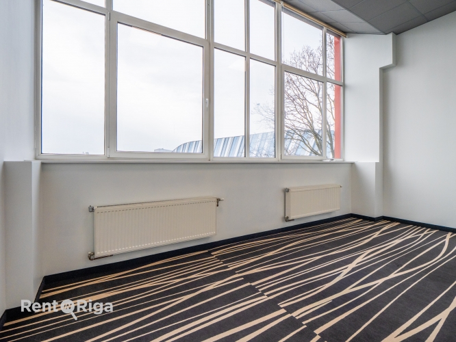 Sludinājumi. Biroja telpas Mūkusalas Biznesa centrā.  Modernas, gaišas un pielāgojamas telpas aktīvā biznesa Cena: 1130 EUR/mēn Foto #3