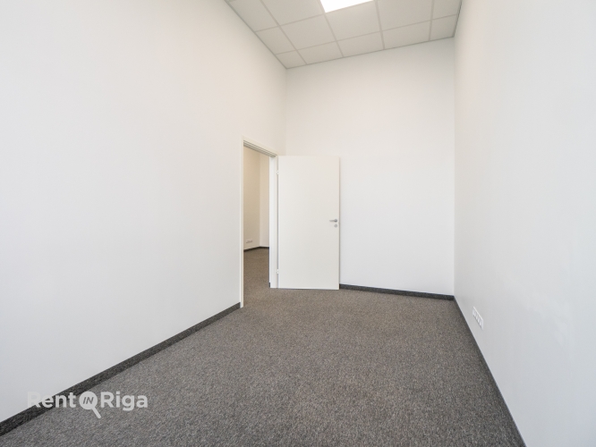 Sludinājumi. Biroja telpas Mūkusalas Biznesa centrā.  Modernas, gaišas un pielāgojamas telpas aktīvā biznesa Cena: 462 EUR/mēn Foto #4