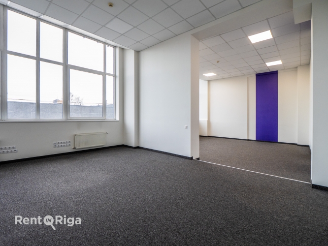 Объявление. Aрендa офисных помещений в бизнес-центре Mūkusalas.  Современные, светлые и легко адапtojamas Цена: 581 EUR/мес. Foto #2