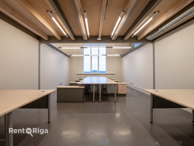 Sludinājumi. Izīrē 2 līmeņu biroju Latgales ielā 322  Multifunkcionāla, renovēta ēka pretī t/c Dole  Piedāvājam Cena: 5778 EUR/mēn Foto #3