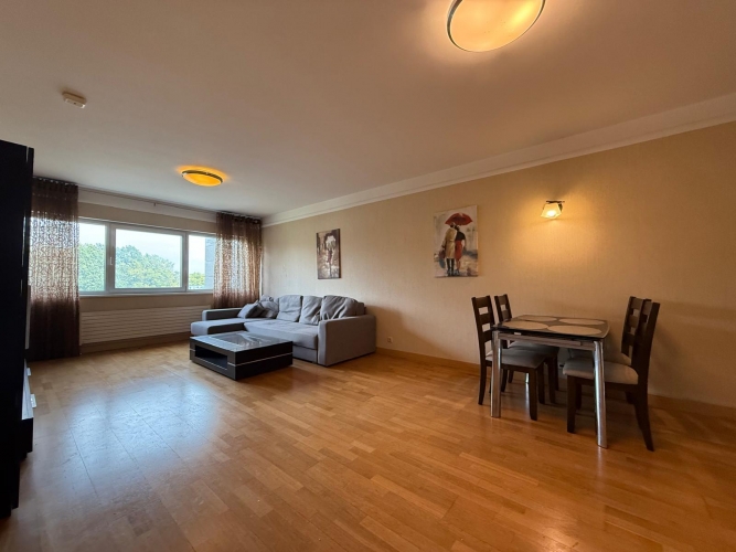 Sludinājumi. Plašs un mājīgs 2 istabu dzīvoklis prestižajā kompleksā Panorama Plaza. Lielisks 2 istabu dzīvoklis Cena: 700 EUR/mēn Foto #2