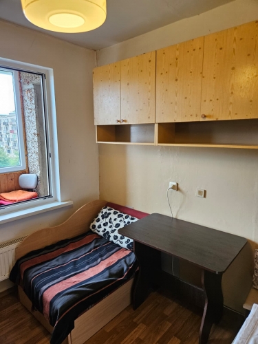 Sludinājumi. Ilgtermiņa īrei tiek piedāvāts vienistabas dzīvoklis ar atsevišķu virtuvi un iestiklotu lodžiju. Cena: 200 EUR/mēn Foto #5