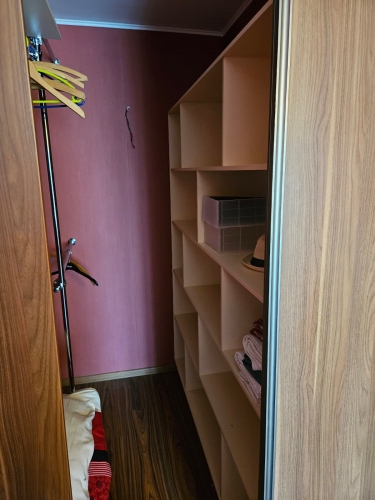 Sludinājumi. Ilgtermiņa īrei tiek piedāvāts vienistabas dzīvoklis ar atsevišķu virtuvi un iestiklotu lodžiju. Cena: 200 EUR/mēn Foto #9