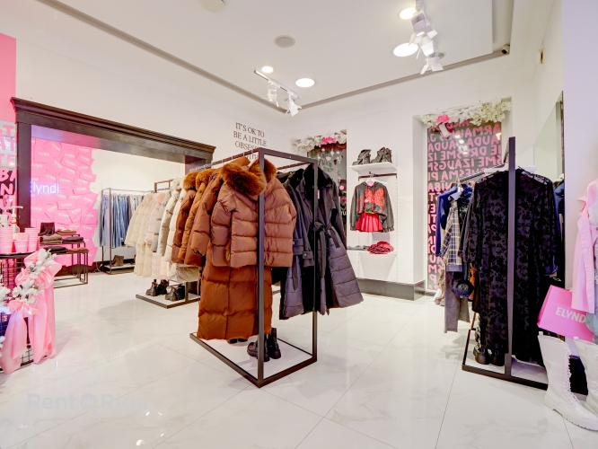 Объявление. Торговые помещения в представительном месте для сферы услуг или офиса  Характеристика помещений: - Цена: 2338 EUR/мес. Foto #7