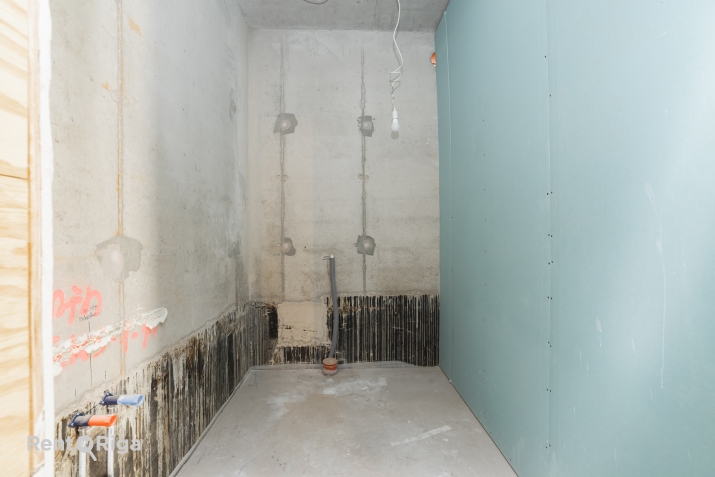 Sludinājumi. Nomai tiek piedāvātas telpas Rīgas centrā, to kopējā platība ir 96.6 m2. Ērti pārredzamas telpas Cena: 966 EUR/mēn Foto #7