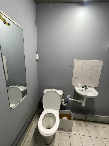 Sludinājumi. Apkurināmas noliktavu telpas ar augstiem griestiem.  + ērta piekļuve; + paceļamie vārti (3x3m); + Cena: 1361 EUR/mēn Foto #9