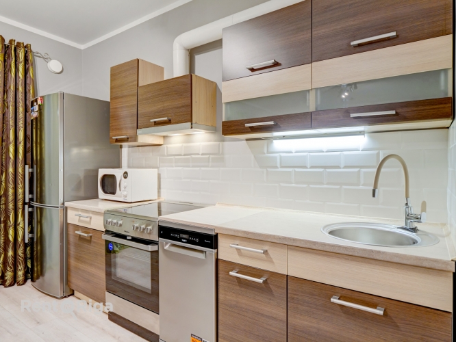 Sludinājumi. Pārdod 2 istabu dzīvokli projektā Zolitūdes vārti. Cenā iekļauta pazemes autostāvvieta.  Dzīvoklī Cena: 108000 EUR Foto #4