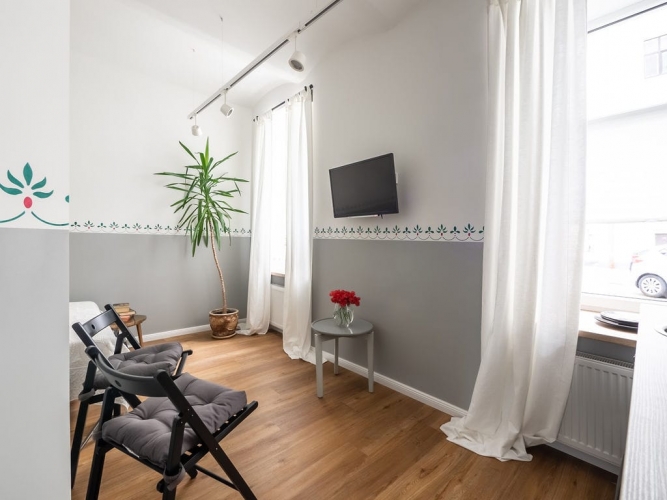 Sludinājumi. Pieejams studijas tipa dzīvoklis īstermiņa īrei. Dzīvoklis ir pilnībā aprīkots, ar visu Cena: 450 EUR/mēn Foto #4