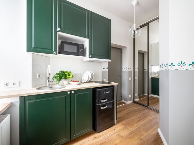 Sludinājumi. Pieejams studijas tipa dzīvoklis īstermiņa īrei. Dzīvoklis ir pilnībā aprīkots, ar visu Cena: 450 EUR/mēn Foto #3