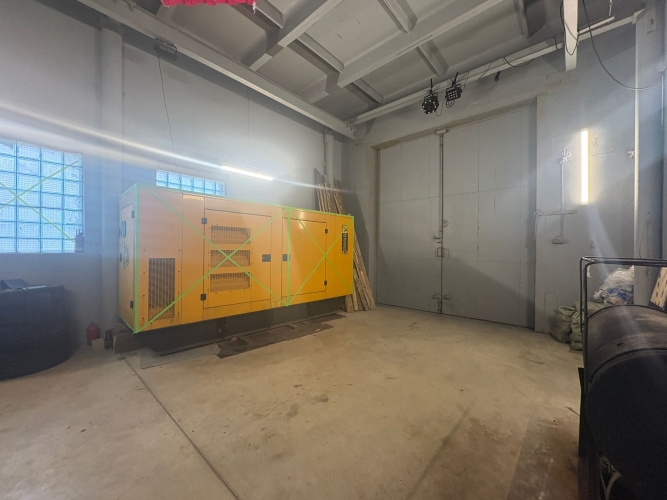 Sludinājumi. Tiek nomāta multi funkcionāla ēka 300 m Ir vieta ērtai auto novietošanai un piebraukšanai. Ēku var Cena: 2130 EUR/mēn Foto #3