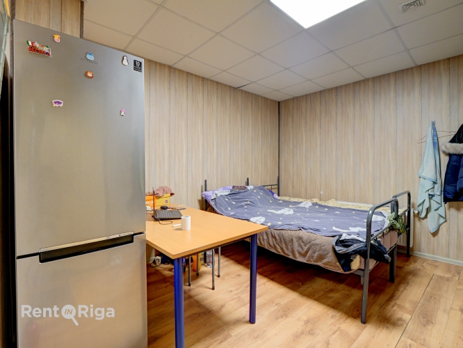 Объявление. Продаются нежилые полуподвальные помещения в районе Крacta массива. Преимущества объекта: +Удобная Цена: 55000 EUR Foto #9