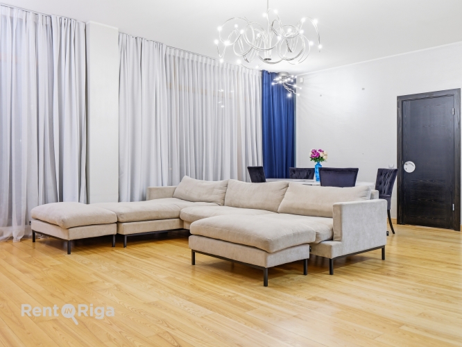 Объявление. For sale: an exclusive 1bedroom apartment with a steam sauna!   A spacious, fully furnished Цена: 274000 EUR Foto #2