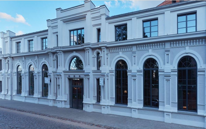 Объявление. Продается офисное помещение в проекте Lofts&Rosegold в тихом центре, одном из самых престижных и Цена: 811200 EUR Foto #2