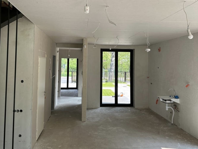 Sludinājumi. Pārdod stilīgu un energoefektīvu premium klases dvīņu māju Mellužos, vienā no klusākajām un Cena: 355000 EUR Foto #8