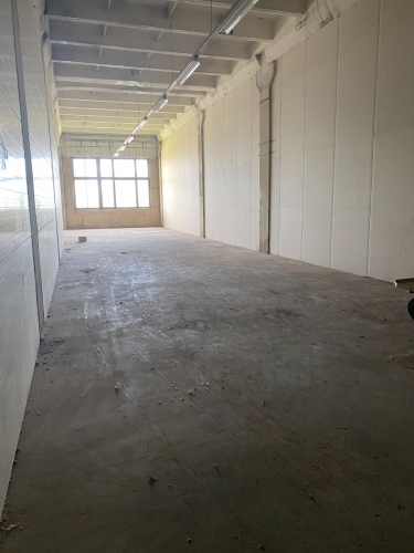 Объявление. High-quality production premises on the 2nd floor with a freight elevator.  A newly renovated large Цена: 1755 EUR/мес. Foto #3
