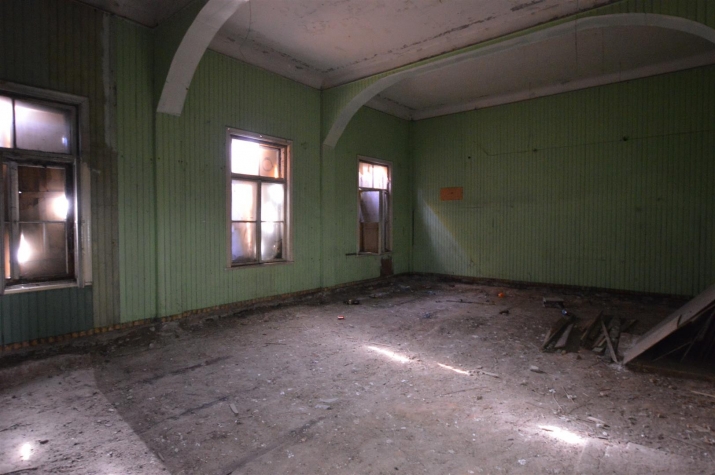 Объявление. Premises located on the ground floor of a wooden residential building.  Total area of the premises: Цена: 92000 EUR Foto #3