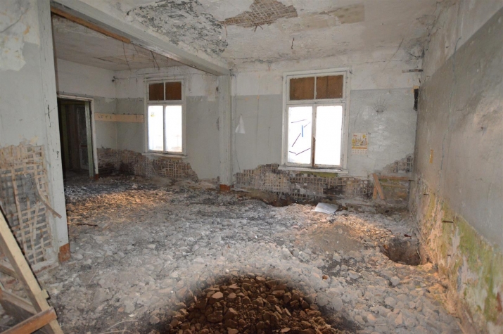 Объявление. Premises located on the ground floor of a wooden residential building.  Total area of the premises: Цена: 92000 EUR Foto #7