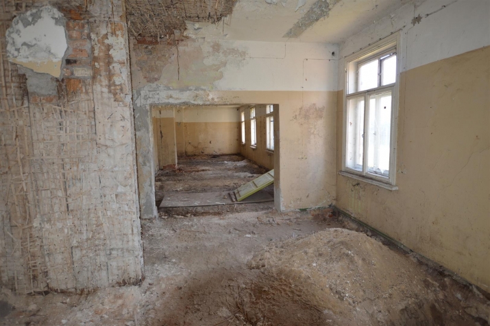 Объявление. Premises located on the ground floor of a wooden residential building.  Total area of the premises: Цена: 92000 EUR Foto #8