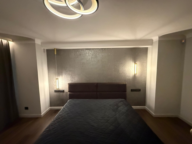 Sludinājumi. Izīrē plašu un elegantu 4 istabu dzīvokli Ģertrūdes ielā  Tiek izīrēts gaumīgs un pārdomāti Cena: 1200 EUR/mēn Foto #7