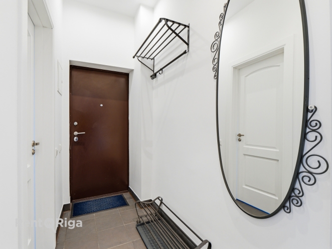 Sludinājumi. Svaigs 3-istabu dzīvoklis Rīgas centrā!   Pārdomāts plānojums  ieejas halle, viesistaba apvienota Cena: 650 EUR/mēn Foto #9