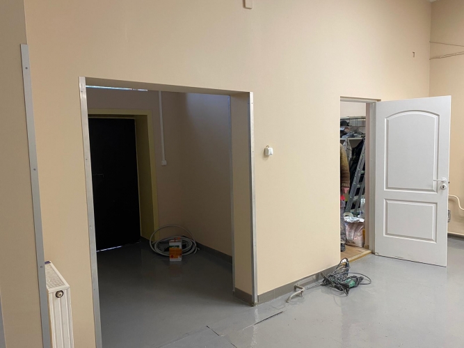 Объявление. Apsildāmas ražošanas vai noliktavas telpas.  - viena liela telpa; - tikko izremontēta; - plašas Цена: 400 EUR/мес. Foto #5