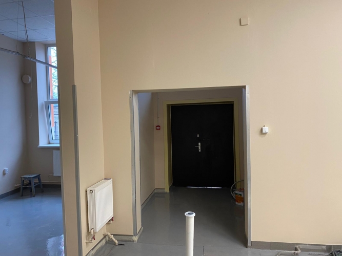 Объявление. Apsildāmas ražošanas vai noliktavas telpas.  - viena liela telpa; - tikko izremontēta; - plašas Цена: 400 EUR/мес. Foto #3