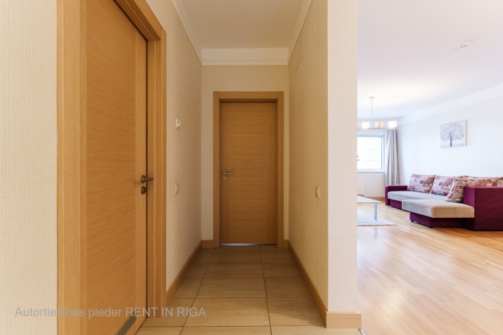 Sludinājumi. Pārdod modernu un gaumīgi iekārtotu 2 istabu dzīvokli projektā Panorama Plaza.  Izbaudi komfortu, Cena: 138000 EUR Foto #6