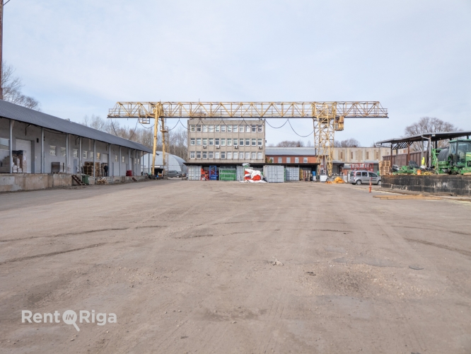 Объявление. Неотапливаемый склад на улице Илзенес, 2.  Сдаются в аренду неотапливаемые складские помещения в Цена: 1254 EUR/мес. Foto #7