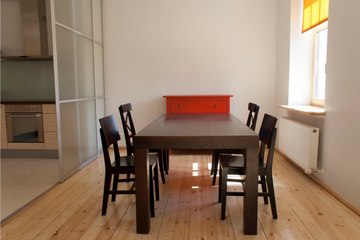 Объявление. A spacious and bright 3-room apartment in the center of Riga is for sale. The apartment is quiet, Цена: 235000 EUR Foto #6