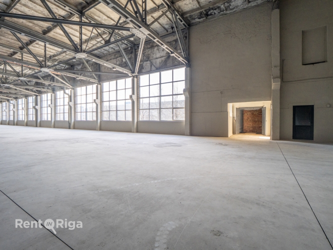 Объявление. Plašas, gaišas ražošanas telpas ar biroju, garderobēm, dušām, WC.  Lokācija: Uriekstes iela 4a, Цена: 8778 EUR/мес. Foto #5