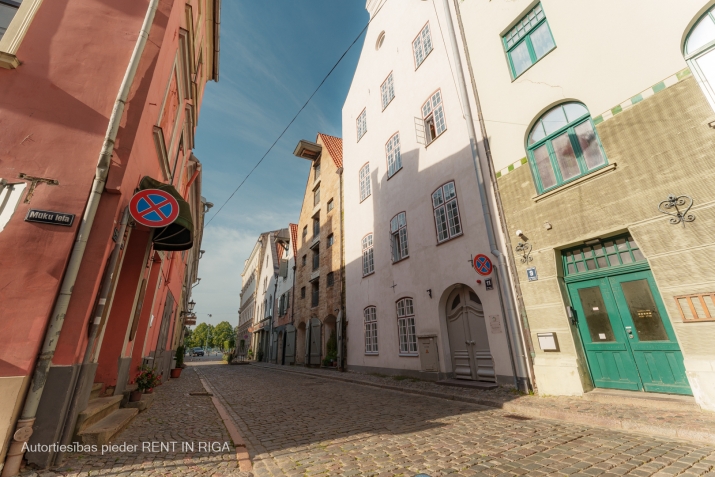 Объявление. Premises of a former kindergarten for rent in Old Town (Vecrīga).  They are fully suited for a Цена: 1557 EUR/мес. Foto #1