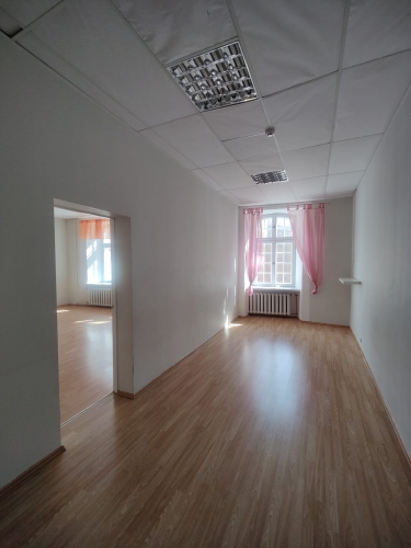 Объявление. Two office spaces in Old Riga.  The owner will renovate the premises, as well as replace the Цена: 296 EUR/мес. Foto #3