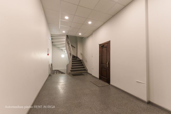Объявление. Two office spaces in Old Riga.  The owner will renovate the premises, as well as replace the Цена: 296 EUR/мес. Foto #6