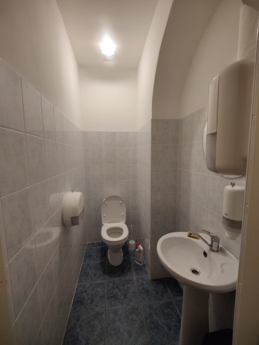 Объявление. Birojs ar savu WC un virtuvīti Vecrīgā.  Iznomā vienu lielu biroja telpu (28 kvm) plus priekštelpa, Цена: 288 EUR/мес. Foto #6