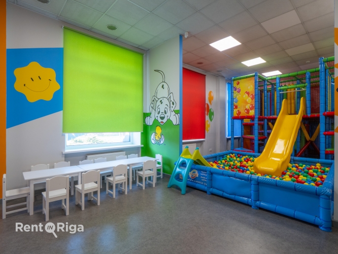Объявление. Retail or office premises for your business  Layout:  Private entrance from Hospitāļu Street. A Цена: 180000 EUR Foto #3