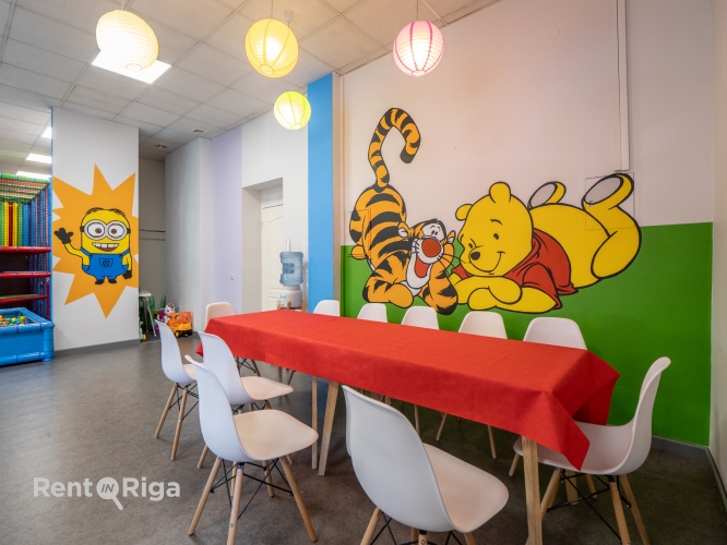 Объявление. Retail or office premises for your business  Layout:  Private entrance from Hospitāļu Street. A Цена: 180000 EUR Foto #5
