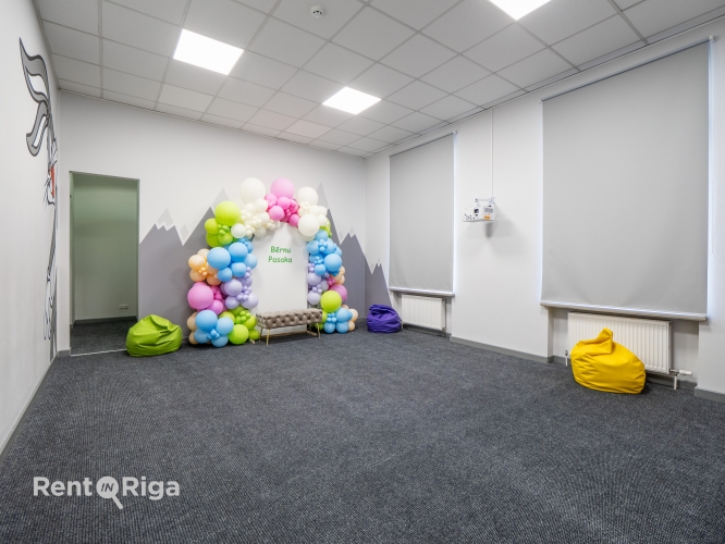 Объявление. Retail or office premises for your business  Layout:  Private entrance from Hospitāļu Street. A Цена: 180000 EUR Foto #8