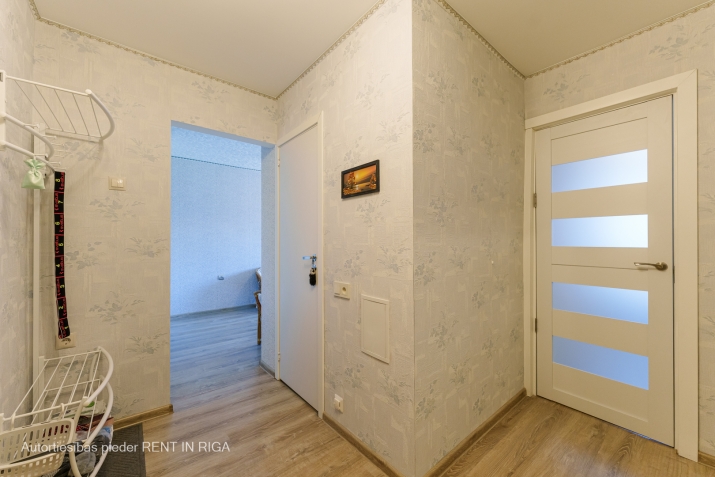 Объявление. Mājīgs studio tipa dzīvoklis Klusā rajonā.  Lieliska atrašanās vieta, pastaigas attālumā  veikali, Цена: 360 EUR/мес. Foto #7