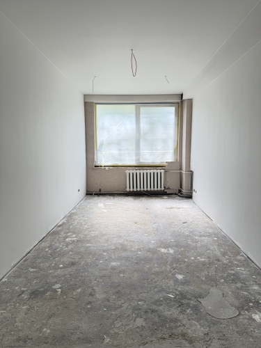 Sludinājumi. Iznomā telpas ar izlietni Krustpils ielā.  Telpas tiek piedāvātas ar pilnu iekšējo apdari. Plaši Cena: 127 EUR/mēn Foto #1