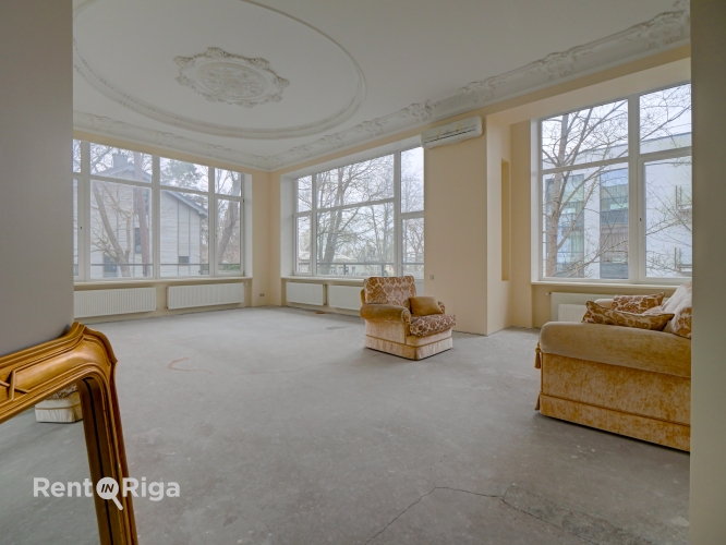 Sludinājumi. Moderns un elegants dzīvoklis prestižajā projektā Rakstnieku Nams, Dubultos  kāpu zonā!  Izbaudiet Cena: 540000 EUR Foto #7