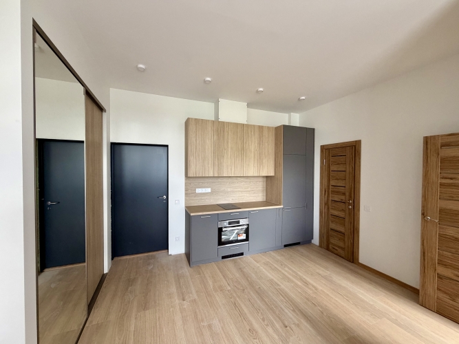 Sludinājumi. Tiek izīrēts stilīgs un mājīgs 2-istabas dzīvoklis Rīgas centrā. Šis dzīvoklis ir īpaši pievilcīgs, Cena: 700 EUR/mēn Foto #6