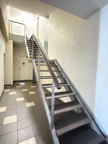 Sludinājumi. Biroja telpas industriālajā parkā Jūrkalnes ielā.  Tiek iznomātas biroja telpas ēkas 2. stāvā ar Cena: 200 EUR/mēn Foto #8