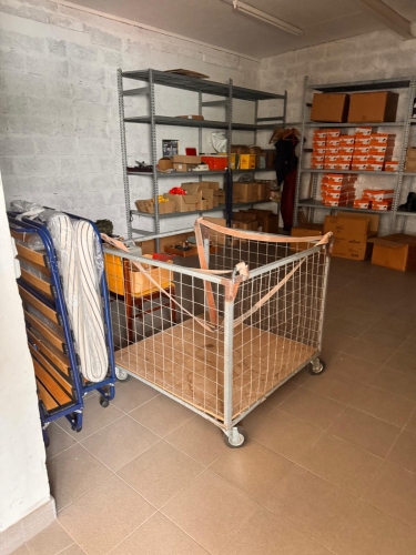 Sludinājumi. Uz nomu pieejamas biroja un noliktavas telpas ar kravas pacēlāju līdz 1 tonnai. Superīgs variants Cena: 580 EUR/mēn Foto #7