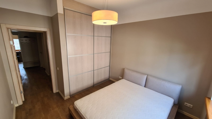 Sludinājumi. Pašā Rīgas centrā  Brīvības un Ģertrūdes ielu krustojumā, tiek pārdots kvalitatīvi izremontēts Cena: 129000 EUR Foto #4
