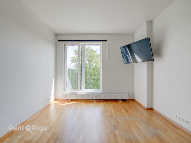 Объявление. One-room apartment in the new Liepziedi development near Mežaparks.  The apartment is located on Цена: 56000 EUR Foto #1