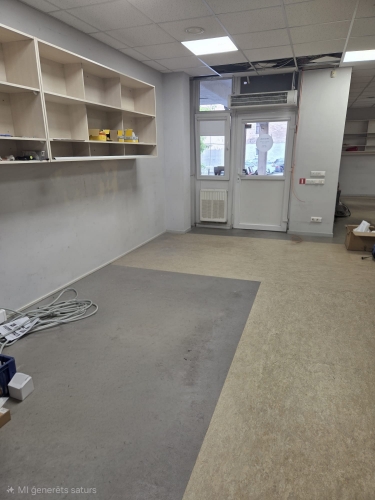 Sludinājumi. Iznomā noliktavas telpas Elijas ielā 17.  + renovēta biroju ēka + kopējā platība  119 m2 + telpas Cena: 893 EUR/mēn Foto #2