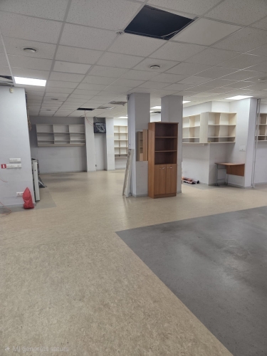Sludinājumi. Iznomā noliktavas telpas Elijas ielā 17.  + renovēta biroju ēka + kopējā platība  119 m2 + telpas Cena: 893 EUR/mēn Foto #3