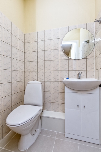 Объявление. Biroja telpas renovētā ēkā.  - Telpas atrodas 5.stāvā, lifts nav. - Virtuvīte. - Telpas labā Цена: 1300 EUR/мес. Foto #7