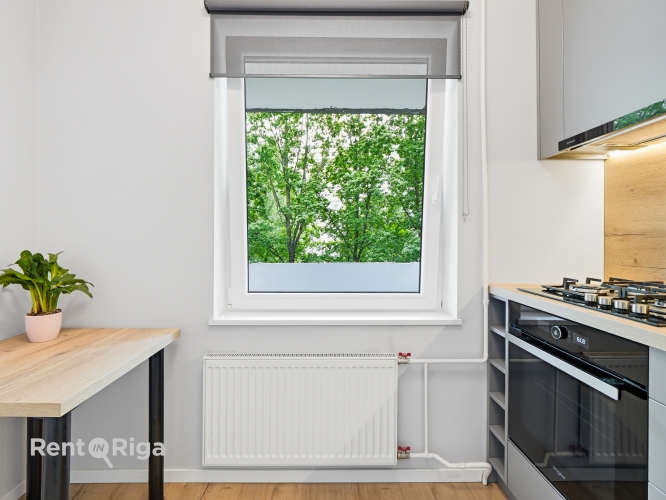 Sludinājumi. Pārdod gaišu un mājīgu dzīvokli Purvciemā!  Ienākot dzīvoklī, jūs sagaida priekšnams, no kura ir Cena: 64900 EUR Foto #8
